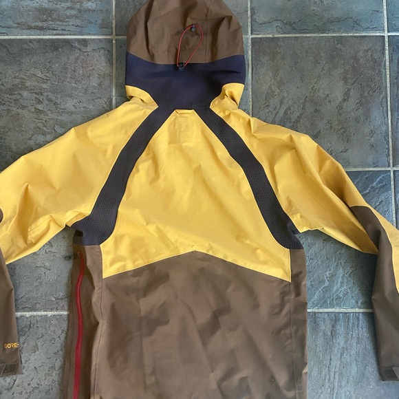 Outdoor Research Hemispheres Ski Jacket Shell - Picture 5 of 7